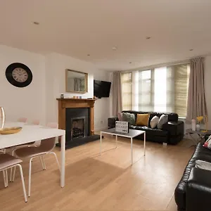 Apartment Big Fish Homes - The Cloisters, Belfast